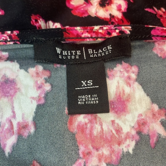 White House Black Market Blouse - Picture 9 of 10